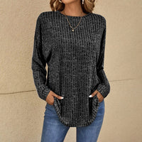 Kim | Ribbed Knit Crewneck Sweater with Curved Hem